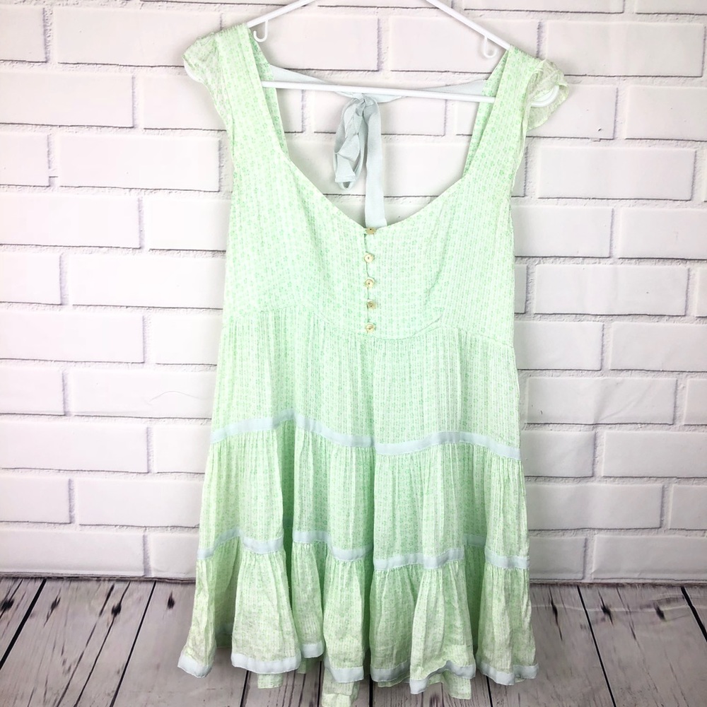 Free People Mint Green Floral Babydoll Top Size 6